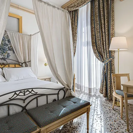 De La 4* Civitavecchia