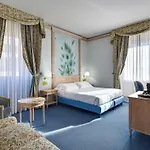 De La 4* Civitavecchia