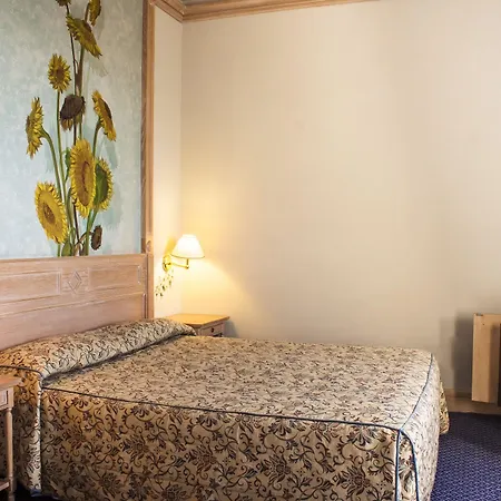 De La 4* Civitavecchia