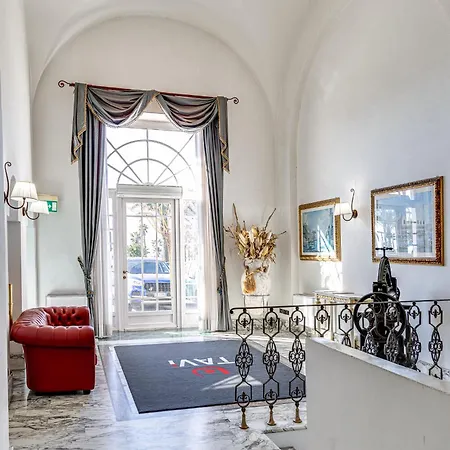 Hotell De La Civitavecchia