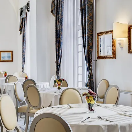 De La Hotel Civitavecchia