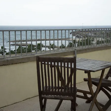 De La Hotel Civitavecchia