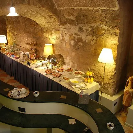 Hotel De La Civitavecchia