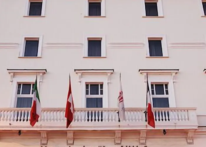 De La Hotel Civitavecchia