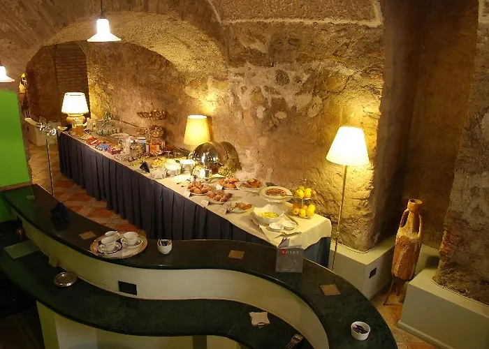 Hotel De La Civitavecchia